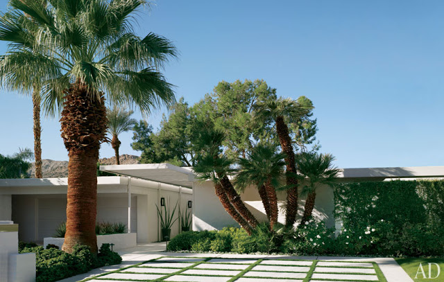 emily-summers-palm-springs-home-02-exterior-really